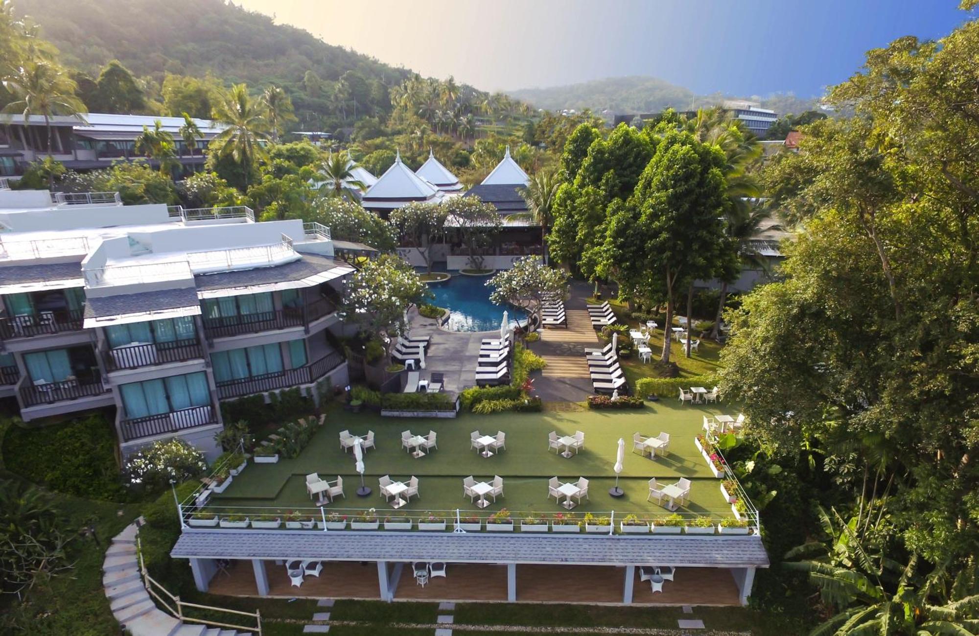Andaman Cannacia Resort & Spa - Sha Extra Plus Plage de Kata Extérieur photo