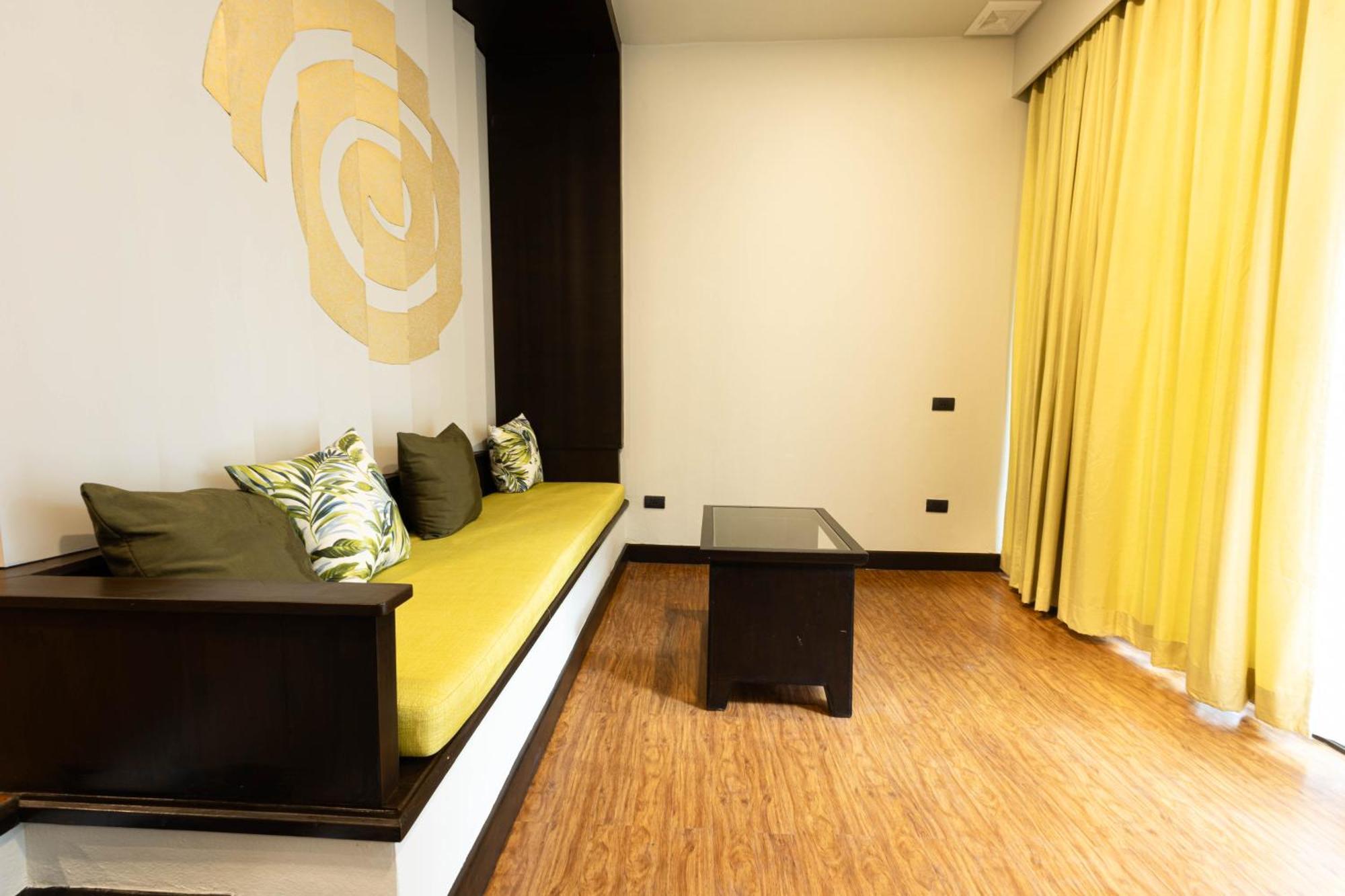 Andaman Cannacia Resort & Spa - Sha Extra Plus Plage de Kata Extérieur photo